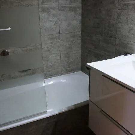 Cosy A 200m Du Centre Et Des Pistes - - Fr-1-754-70 Morzine