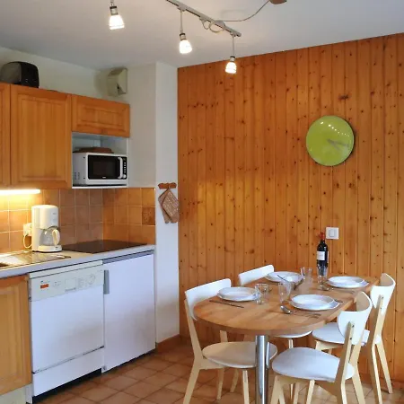 Apartment Cosy A 200m Du Centre Et Des Pistes - - Fr-1-754-70